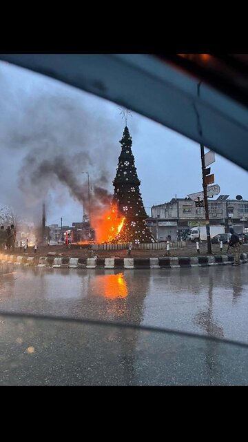 Burning of the Christmas Tree