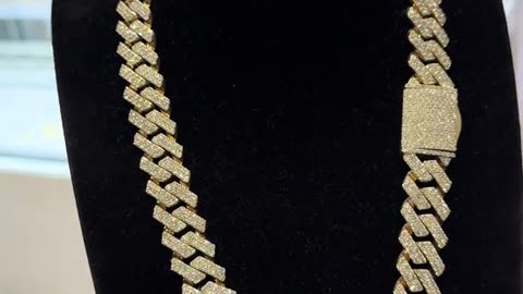 10K Gold & Natural VS Diamonds Cuban Chain