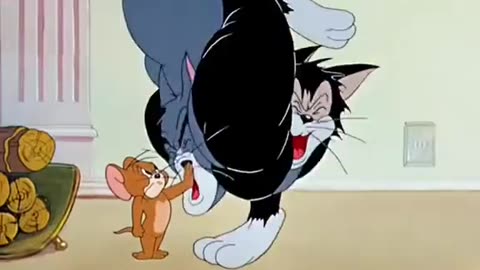 Tom & Jerry: The Ultimate Cat and Mouse Chase! 🎭🐱🐭" #TomAndJerry #ClassicCartoon