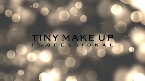 Teaching makeup to look younger by Tiny Makeup