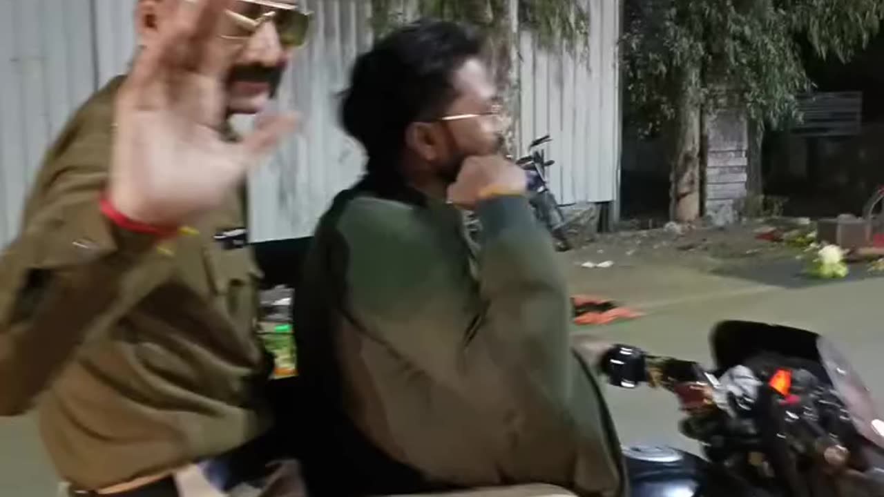 pushpa 🔥 shekhawat ko le jate hue😉🤣🤣