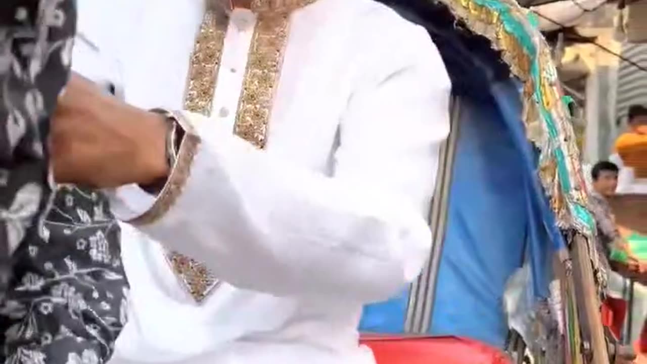 রিক্সাওয়ালারাও একজন মানুষ মনে রাখবেন