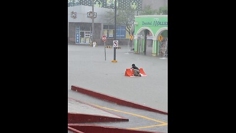 Video: Heavy rain causes major flooding in Reynosa, Mexico.