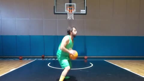 DOMINATE THE COURT USING MID RANGE BASKETBALL WORKOUT