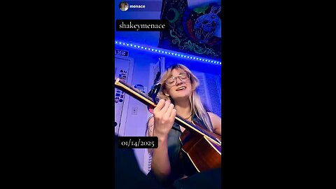 @shakeymenace 🎤 shakeymenace🎤 #music #emergingartist #TikTok 🎤🎸🤘🐸