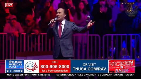 LEE GREENWOOD PERFORMS FOR TRUMP AT THE VICTORY RALLY