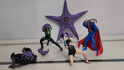 STARRO baf | DC Multiverse Ultraman, Power Ring, Superwoman, Owlman