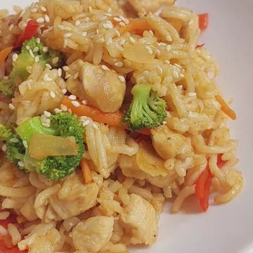 How to Make Japanese Chicken Ramen Stir-Fry | Easy Recipe🍜 😋 Ramen Stir-Fry: Step-by-Step Guide