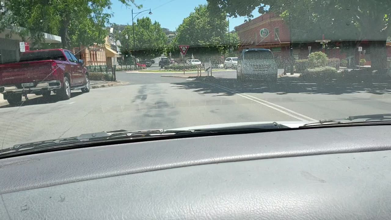 Tumut-Town Drive Nsw