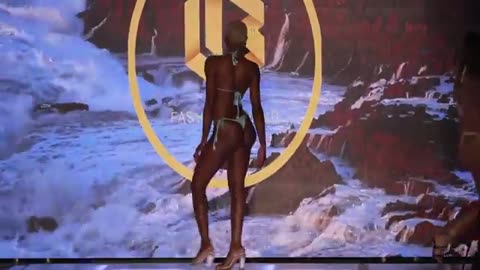 LB 👗✨Fashion Brand | 👗✨ Miami Art Basel | 👗✨4K Bikini Run Video