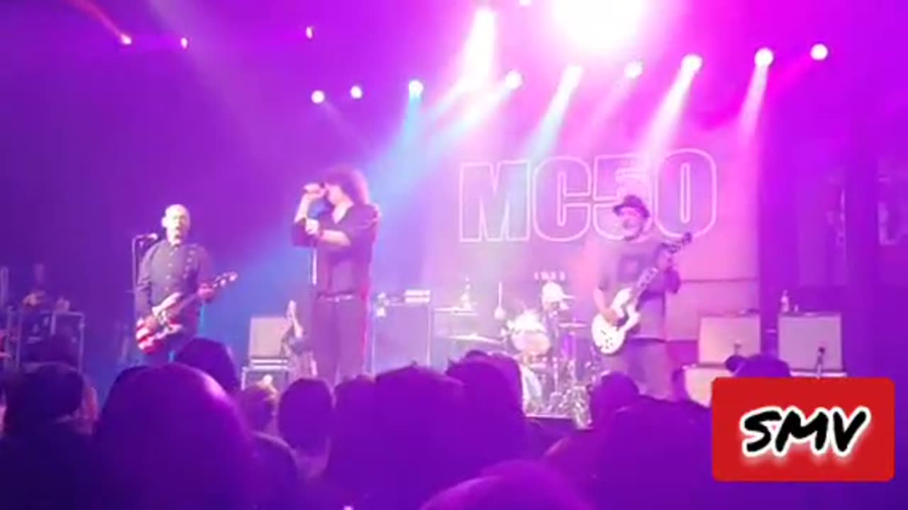 #ShittyMillennialVideos 📱📹🎬 Mc5 🎸 - Borderline 🧱 @ Roseland Theater Portland, OR 10/15/2018