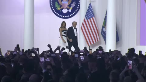 President Trump, Melania Trump take the stage at Inaugural Ball