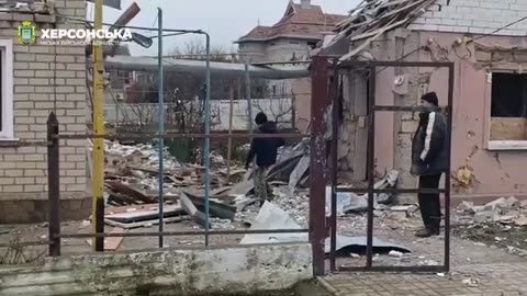 Russians hit residential areas of Zelenivka