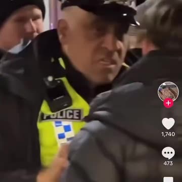 If only you’d been a black lad wearing your rape rag this 🤬 would have kissed