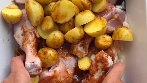 🍗 One Pan Chicken & Potatoes Recipe 🥔