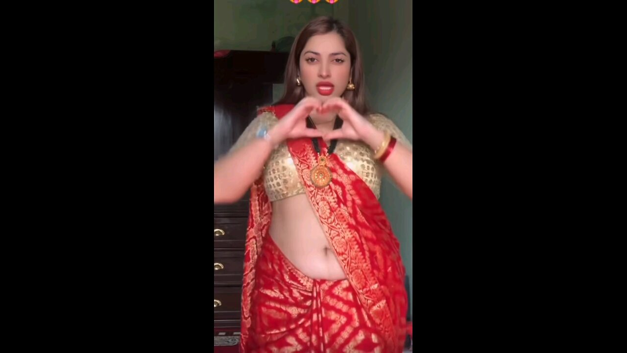 aunty hot dance