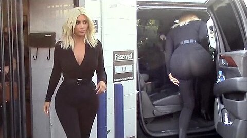 X17 EXCLUSIVE - Kim Kardashian Wears Pants So Tight You Can See Through Them!.