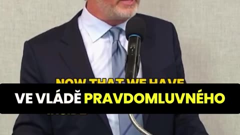 Na vakcínu COVID bylo nahlášeno 38 000 úmrtí. Je řečeno ve videu