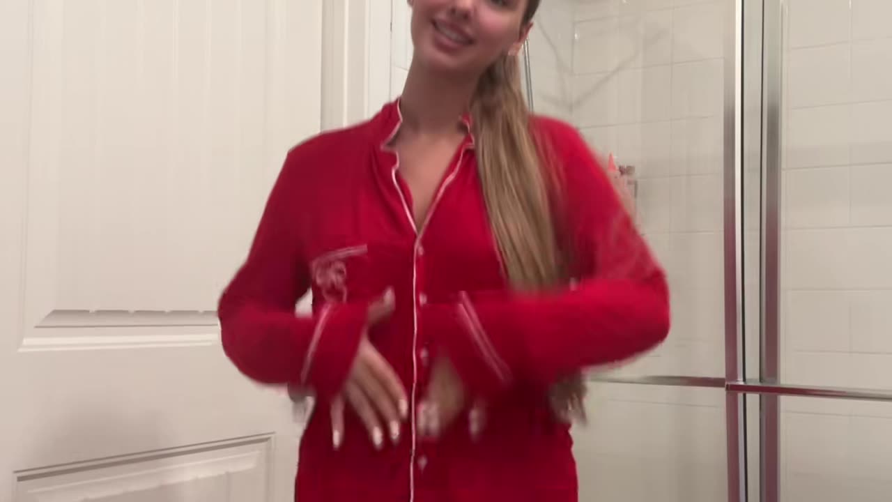 "💃 Epic Dance Mashup! Velerbby Mixes the Hottest Trends 🔥"