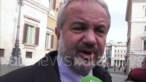 🔴 Caos treni, Sen. Borghi: “Grottesco incolpare Salvini, è sciacallaggio politico”