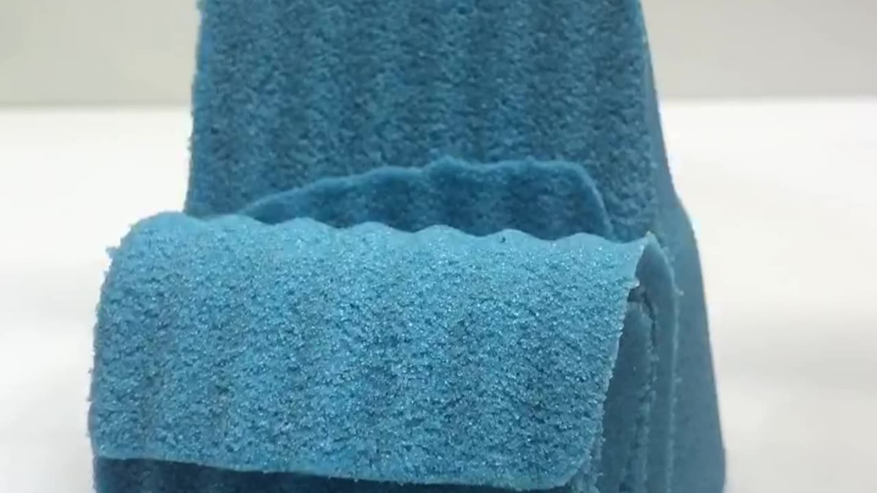 Very Satisfying and Relaxing, Kinetic Sand ASMR, Drop and squish P.1 #asmr #kineticsand #satisfying