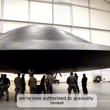 US Military Footage UFO Under Trump’s New Declassification Order 🛸 🛸 🛸