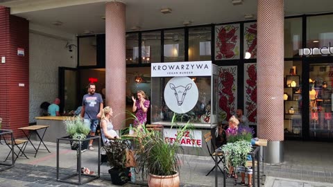 Koniec wegańskiego giganta: Krowarzywa znika z Polski!