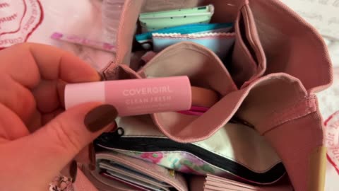 What's in my Pink Tote from Amazon.