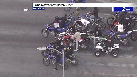 Wild Dirtbike Chase In LA Caught On Camera