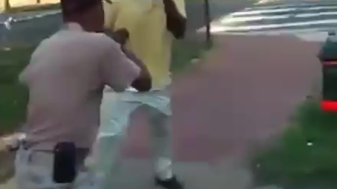 Fight Between Old Heads Ends With A Vicious Knock Out