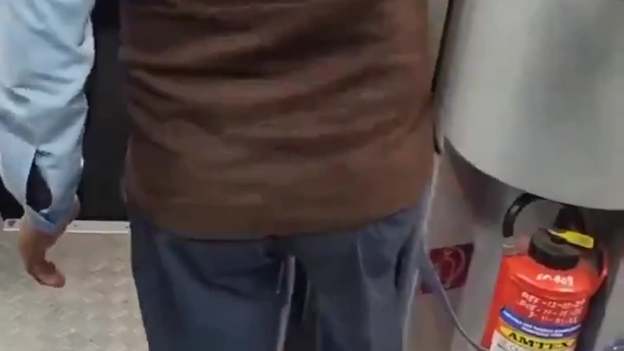 It's common practice on the Indian Railways to discard garbage on the tracks