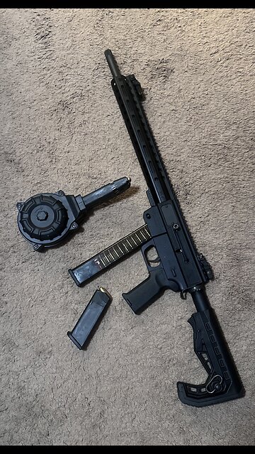 Mag dump AR45 with drum mag