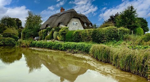 Beauty of England Countryside Village in Early Autumn and Inside Tour of Wilton Windmill