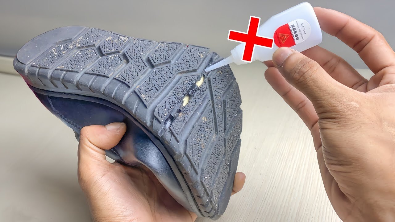 Ingenious method of repairing broken shoes.