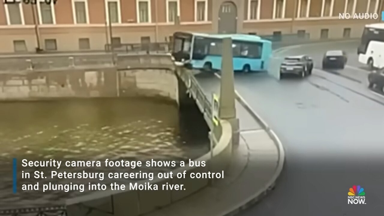 Russian bus plunges into river, killing passengers