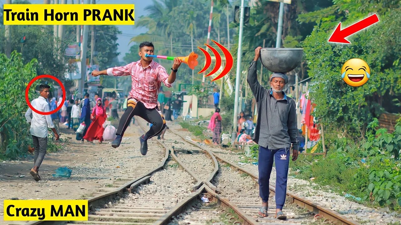 Viral Train Horn PRANK in 2023 | Year on PRANK 2023 | PRANK Video | ComicaL TV.