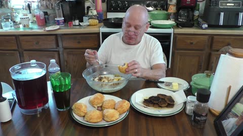 137. A Ten of Ten Breakfast Meal and a Chobani Flavored Coffee Creamer review, Saturday, 2/22/2025