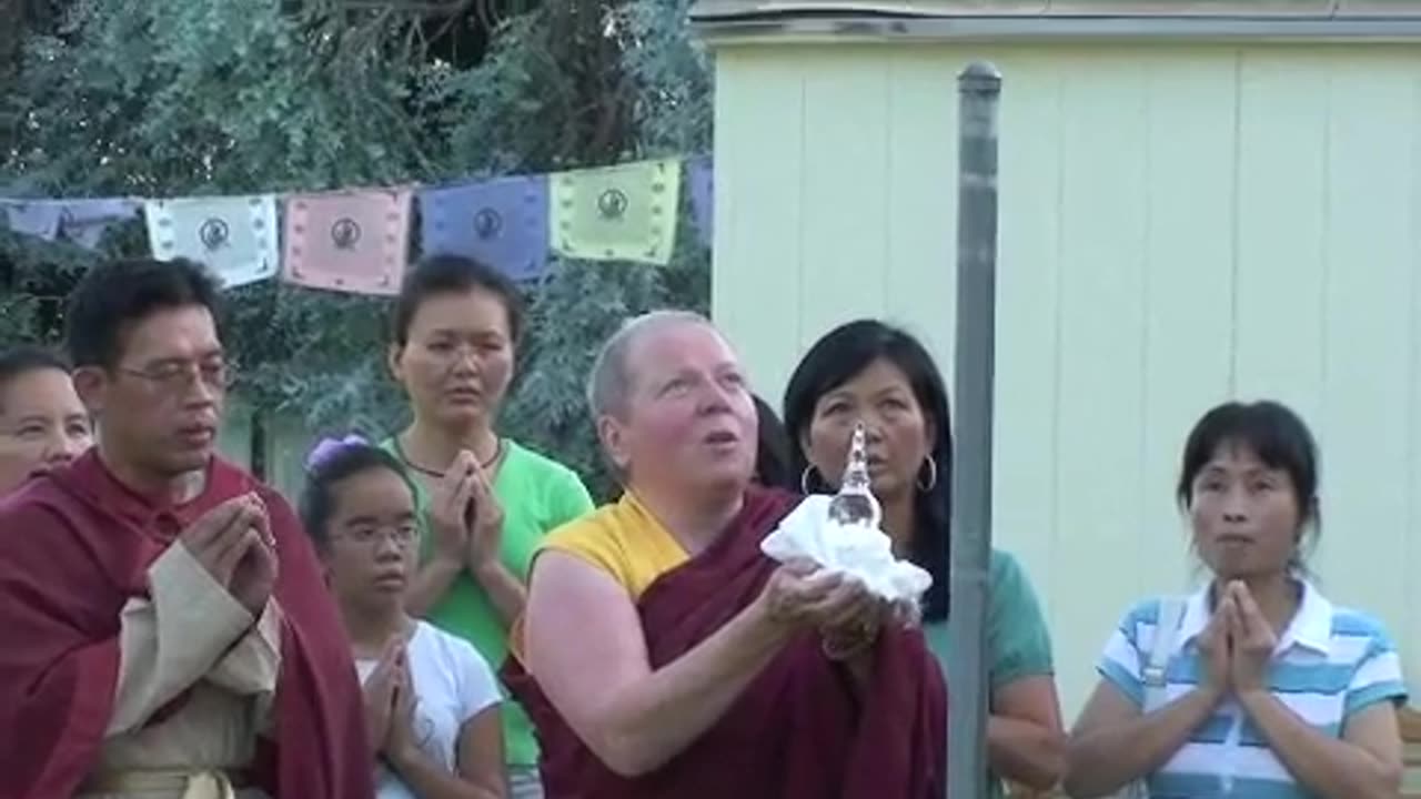 Mysterious Light Appears when Vajra Pill was Installed in the Protector Chapel
