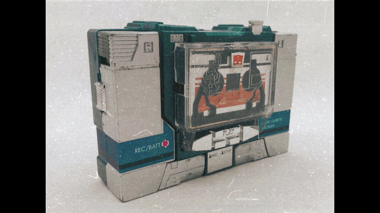 Transformers G1 Soundwave with Laserbeak and Ravage (Reissue)