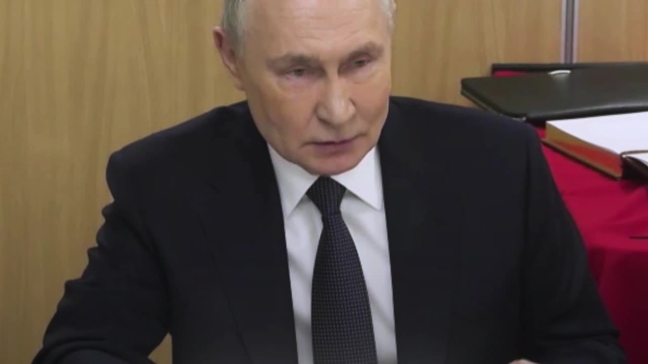 Putin alerta del auge del neonazismo en Ucrania y de su influencia en el gobierno