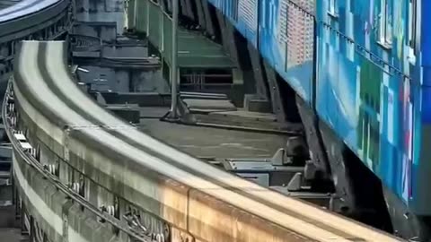 Discover the Magic of Chongqing's Monorail! 🚝🌆✨