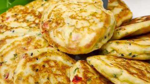 Crispy & Flavorful Veggie Pancakes!