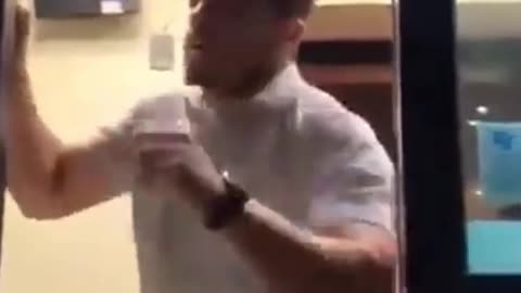 Another Fast Food Worker Rage Quits!! #shorts