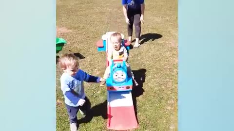 Funny Babies Playing Slide Fails - Cute Baby Videos