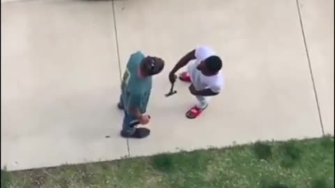 That First Punch Connected So Crazy: Dude Puts The Beats On Another Man Who Called Him The N-Word!