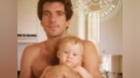 JFK JR IS ALIVE AND HE IS OUR 19TH VICE PRESIDENT OF THE REPUBLIC & GOING TO BE OUR VICE PRESIDENT AGAIN!