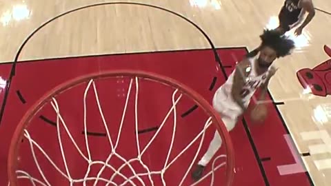 Coby White: SKY HIGH! 💥 Bulls Clinch the Win with THIS Slam