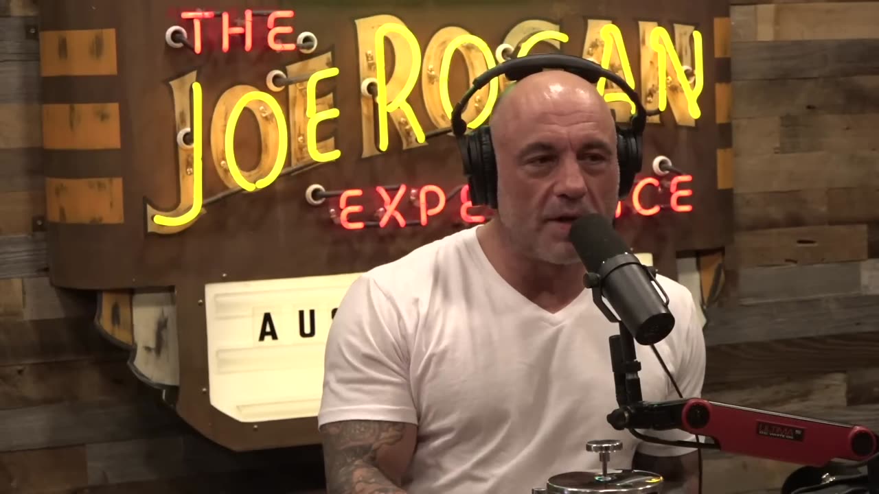 Joe Rogan Experience #2017 - Bryan Callen