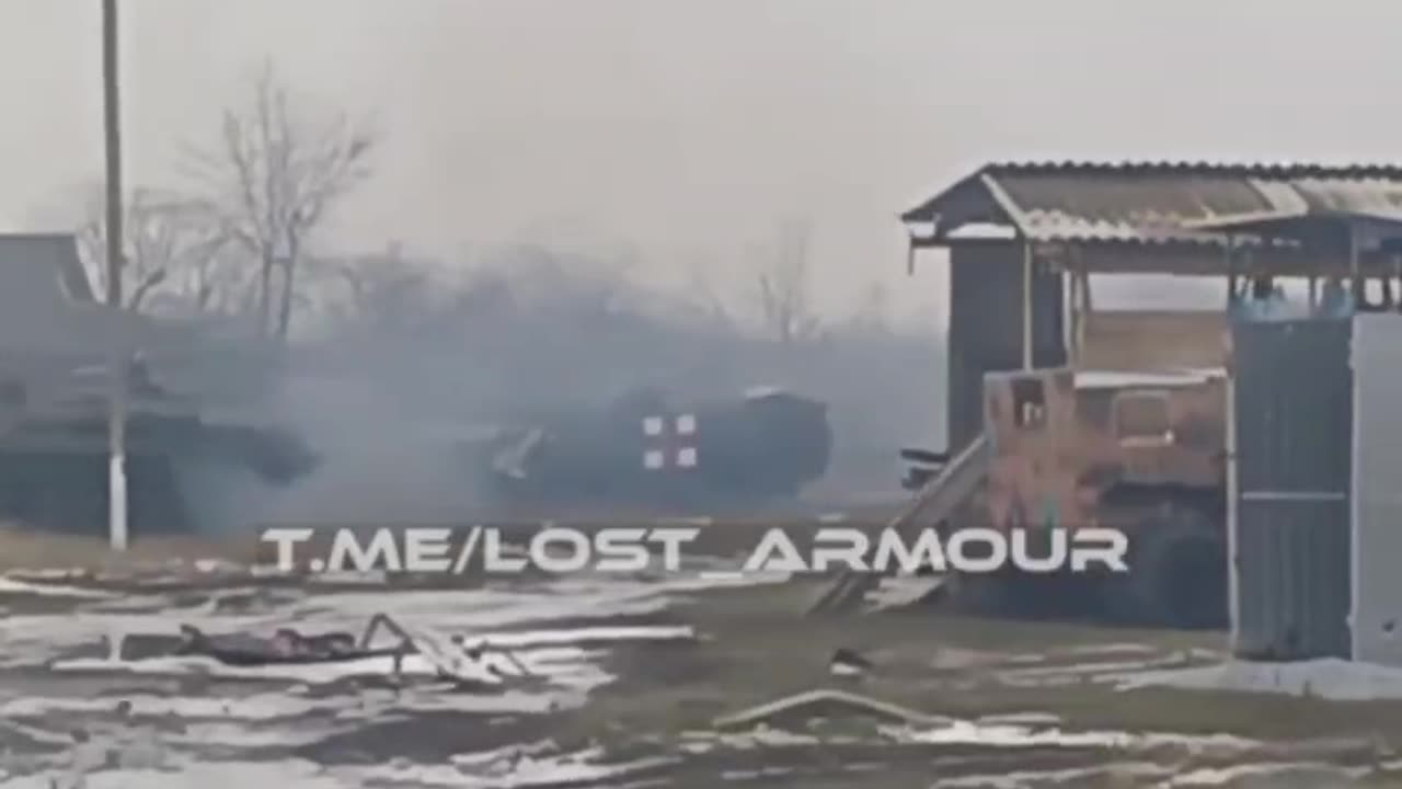 🇷🇺🇺🇦Russian Armed Forces Tow Captured American M113 APC to Rear in Kursk Region