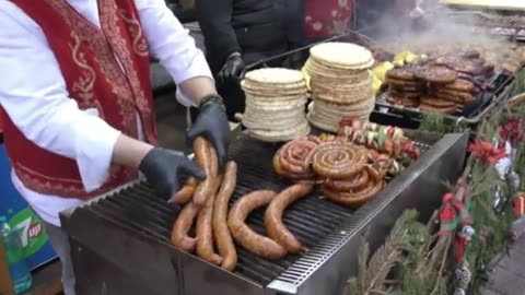 A Food Lover’s Dream: Discover the Surprising Dishes at Romania’s Streetfood Festival!